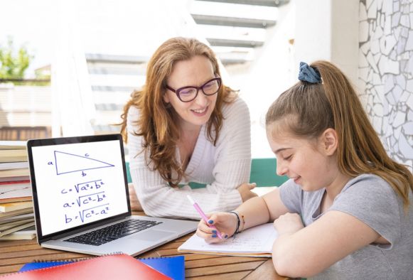 For Parents : Tips for Supporting your Child with Online Tutoring